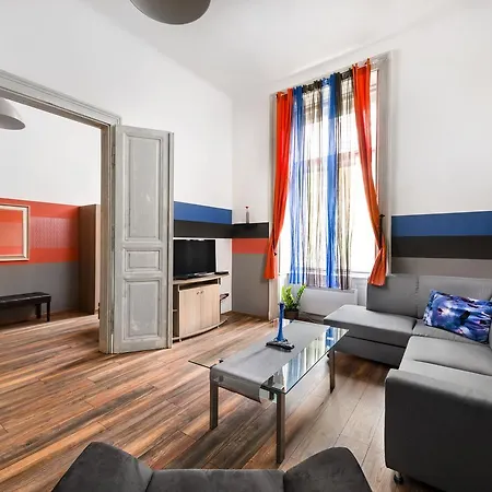 Aparthotel Karma Boutique 3*