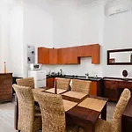 Ξενοδοχείο με διαμερίσματα Karma Boutique Βουδαπέστη