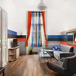 Ξενοδοχείο με διαμερίσματα Karma Boutique