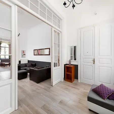 Karma Boutique Aparthotel