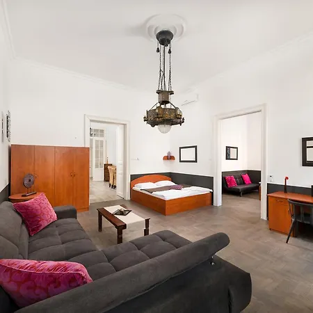 Karma Boutique Aparthotel Budapest