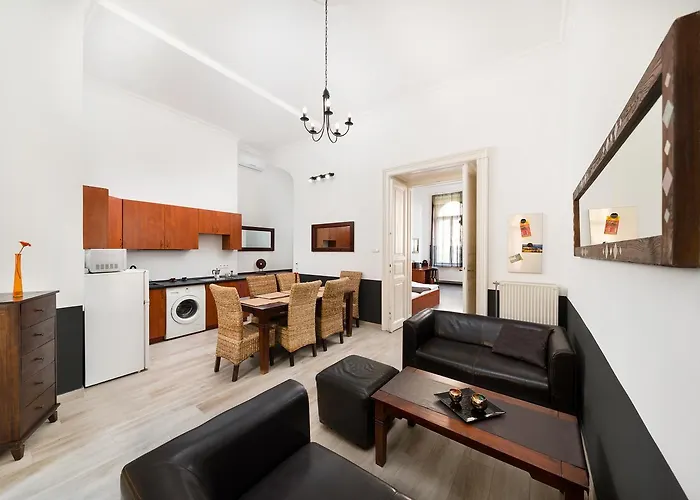 卡玛精品公寓酒店 3*