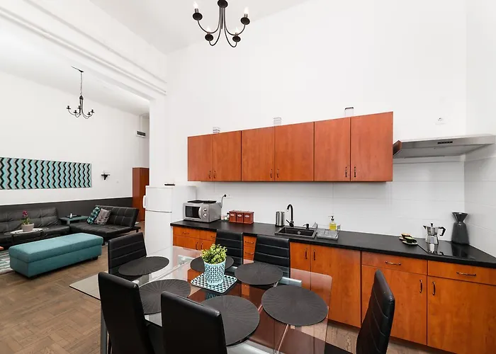 卡玛精品公寓酒店 3*