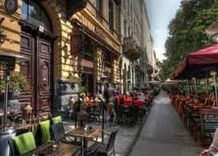 卡玛精品公寓酒店 3*