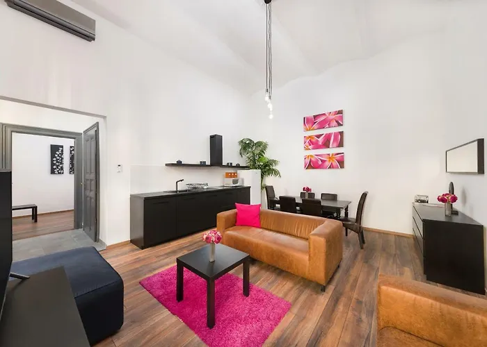 公寓式酒店 卡玛精品公寓酒店 3*